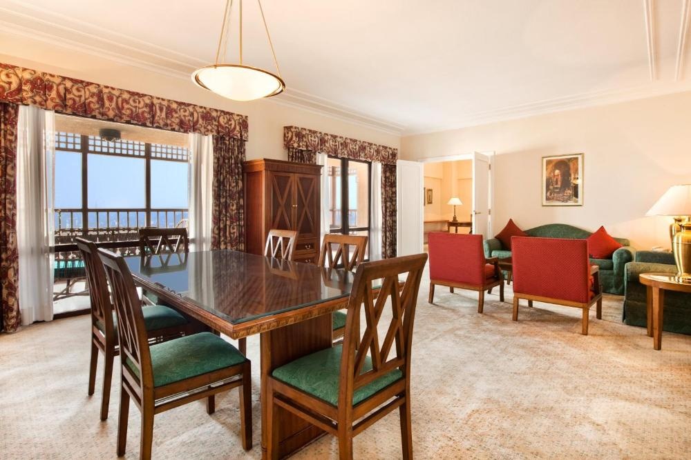 Cairo World Trade Center Hotel & Residences Image 16